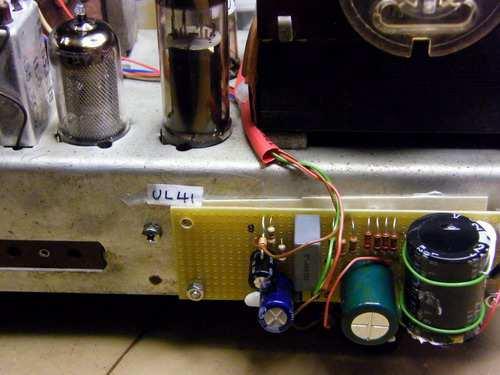 Watt. Il condensatore C2 da 680nF è con isolamento di 250 Vac.