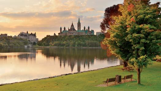 categoria C Euro 84,00 1 giorno TORONTO Arrivo, ritiro dell auto prenotata e trasferimento libero in albergo. Toronto è la città più popolata del Canada e si trova ai margini del Lago Ontario.