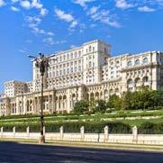 Megalomanske stavbe Bukarešte nas bodo spomnile na železne dni, nato pa nas bo vase posrkala zlata mivka črnomorske obale, kjer bo naša edina obveznost sprostiti se in uživati.