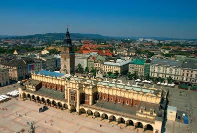 Priporočamo ogled spomenika druge svetovne vojne. Krakov je eno najstarejših mest Poljske. Zaradi številnih cerkva in samostanov v starem mestnem jedru mu pravimo tudi Poljski Rim. 1.