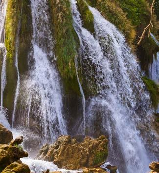 lokalni vodnik, vodenje in organizacija izleta od 120 1. dan: SLOVENIJA MOSTAR nočna vožnja Odhod v poznih večernih urah. Vožnja z udobnim turističnim avtobusom v smeri Zagreba, Splita v Hercegovino.