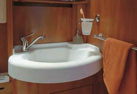 Sulle gamme Kreos e Rexosline i lavabo del bagno sono realizzati in uno speciale materiale porcellanato, ad effetto soft-touch. RIVESTIMENTO IMBOTTITO DEL SOFFITTO «LAIKA-ISO-DELUXE».