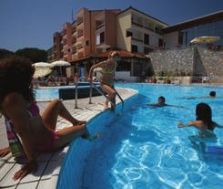 ALLOGGIO. APPARTAMENTI. IL VOSTRO APPARTAMENTO CON VISTA SUL MARE, IMMERSO NEL BOSCO DI PINI - LA VACANZA DEI VOSTRI SOGNI Rovigno VALALTA FKK Cesta Valalta - Lim bb 52210 Rovinj Tel.