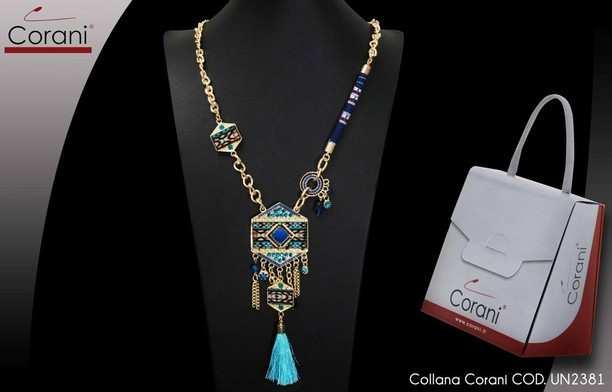 Collana CORANI cod. UN2381 azzurro. Prezzo al pubblico 28,95.