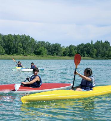 L i c e o S p o r t i v o Il Liceo Scientifico Sezione ad indirizzo sportivo approfondisce le Scienze motorie e sportive e una o più discipline sportive