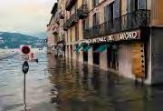 è irreversibile Il mare avanza, la spiaggia scompare.