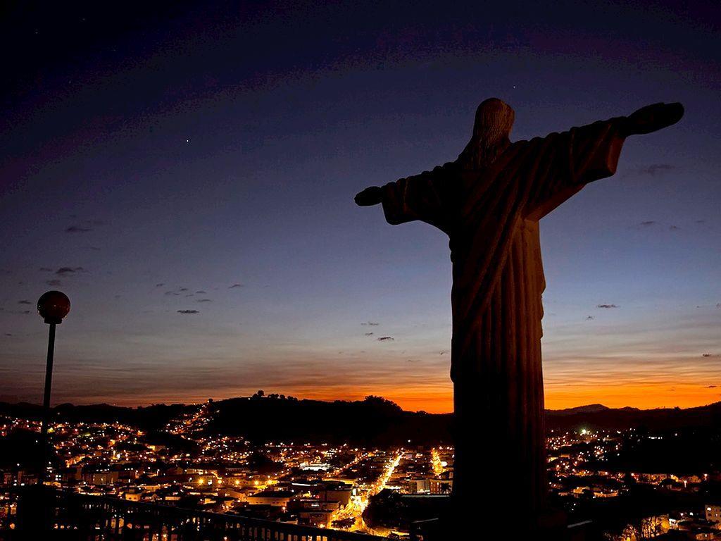 Rio de Janeiro Photo by Thomás - Creative Commons Attribution