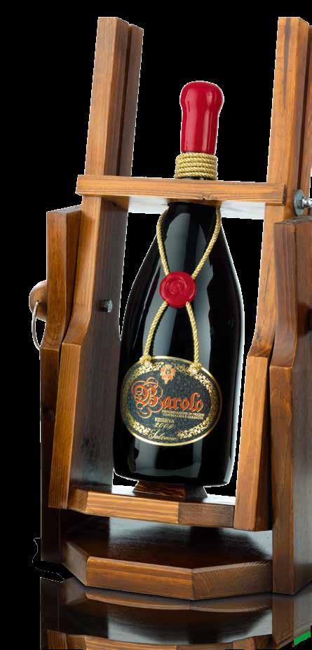 La nostra cantina Jeroboam Barolo in versamagnum Codice: 01 Dimensioni: 26x37,5x61,6h Versamagnum in legno pregiato Jeroboam Barolo DOCG