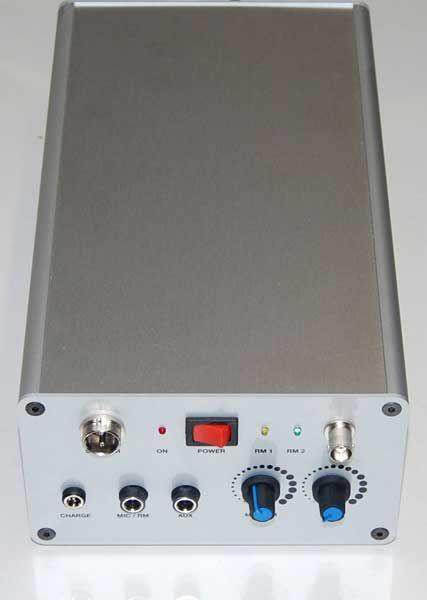 AMPLIFICATORI AUDIO PORTATILI serie AP-B AMPLIFICATORI AUDIO PORTATILI SERIE AP: mod. AP-1RV: modello aggiuntivo con 1 ricevitore per radiomicrofono VHF monocanale mod.