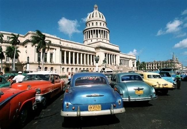 Itinerario La Habana Valle di Viñales Cienaga de Zapata Cienfuegos Trinidad Valle de Los Ingenios Santa Clara Remedios La Habana Programma 1 Giorno - ITALIA LA HABANA Partenza dall'italia con volo