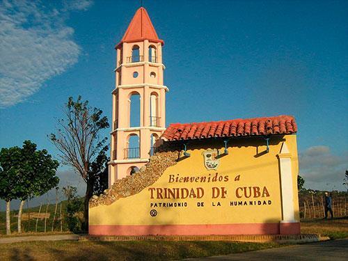Cienfuegos è situata in una meravigliosa baia dominata dal Castillo de Jagua del 1742.