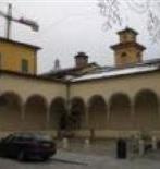 5 Chiesa Di Santo Stefano Chiesa Di Santo Stefano Via Emilia a Santo Stefano - Reggio Emilia La chiesa è per tre lati circondata da un porticato; alla facciata ed al fianco nord è addossato un