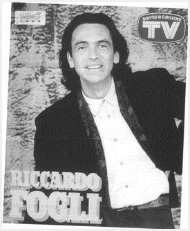 Già all'inizio degli anni '70 Riccardo Fogli si fa conoscere al grande pubblico nella veste di solista con il brano "MONDO".