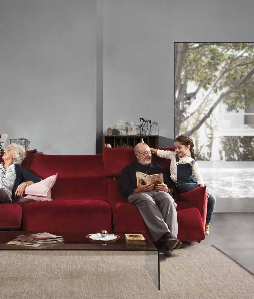 MAI VISTO UN COMFORT COSÌ. Un divano che ti stupisce per il design e le funzioni recliner: scegli la posizione del tuo relax preferito. Divano in foto IN TESSUTOA PARTIRE DA.865 * anziché.