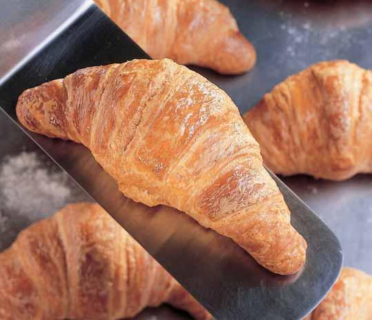 0218 Croissant diritto salato. Salty straight croissant.