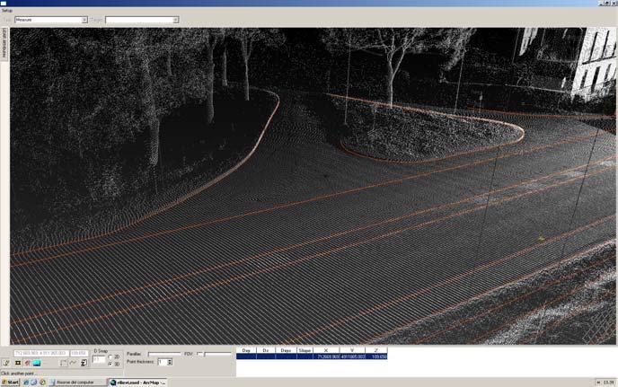 UTILIZZO DI ARC-GDS PER IL RILIEVO STRADALE: L ESPERIENZA DELLA PROVINCIA DI BOLOGNA Creando polilinee snappate alla nuvola di