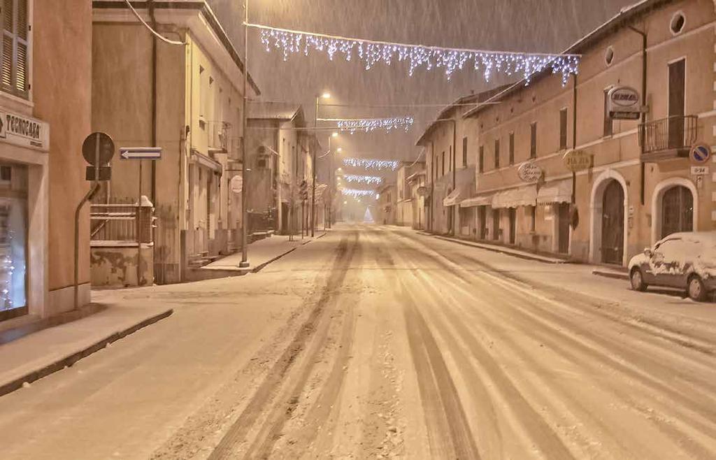 Leno, via Garibaldi alle prime luci dell alba - Evelina Lavagnini DICEMBRE 2017 1 Venerdì S. Ansano 2 Sabato S. Bibiana 3 Domenica S. Francesco 4 Lunedì S. Barbara 5 Martedì S. Giulio 6 Mercoledì S.