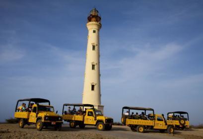 6 Giorno Mercoledì 26/11 ARUBA Escursione di mezza giornata in jeep alla scoperta delle meraviglie naturali dell isola per il gruppo COMPO, attraversando le parti