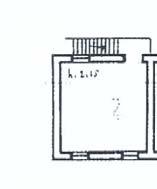 il fabbricato all interno, realizzato in muratura, si sviluppato su piano terra, primo e secondo, e si presenta in pessime condizioni di manutenzione; sono presenti finiture di scadente qualità e