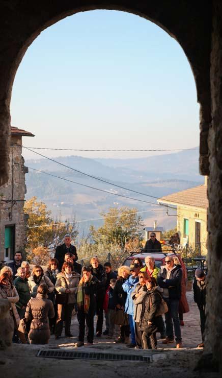 Cosa vi aspetta nei weekend di Frantoi Aperti nei borghi aderenti 1 Weekend / 1-2 novembre ASSISI - 30 ottobre, 2 novembre 2014 UNTO - Unesco, Natura, Territorio, Olio Tel.