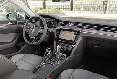 IN CONCLUSIONE Stile, tipicamente VW ma in rinnovata e inedita impronta, seria e pulita con quel tocco di grinta, comodità, sicurezza: questi i tre elementi di rilievo per VW Arteon, che non nasce