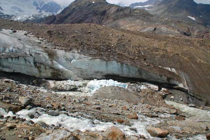 E SPESSA 6-7 m DAL MARGINE