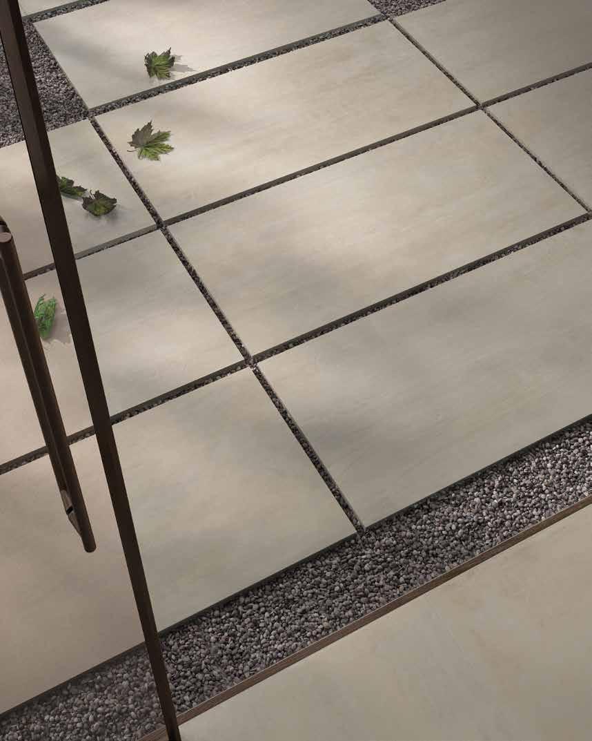 grey Altissimo impatto di design per il formato 80x80 del rivestimento in grès porcellanato Grey protagonista dello spazio interno/esterno dedicato al wellness.