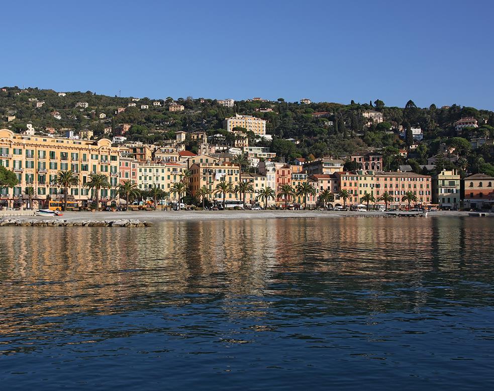 Next level per la Liguria Le aziende che scelgono di insediarsi in Liguria trovano forza lavoro nelle nostre Università, dove ci sono laureati preparati e pronti a lavorare in tutto il mondo.