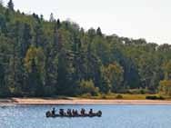 Ingresso alle seguenti attrazioni: visita alla capanna dello zucchero, attività al Manoir Lac Delage, guida naturalistica nella foresta, canoa rabaska, osservazione dell orso, avvistamento delle