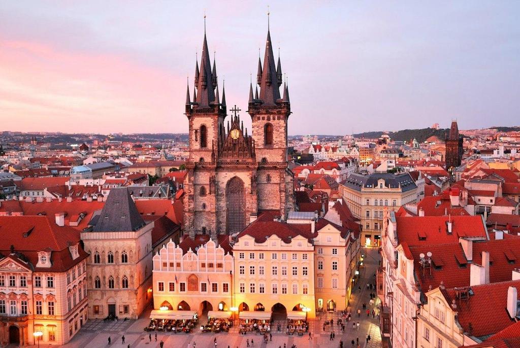 PASQUA A PRAGA Hotel Assenzio 4* o similare 269.00 Hotel Charles Central 3* o similare 239.