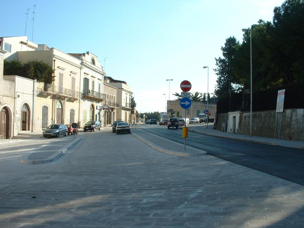 TERMINAL BUS in piazza FERDINANDO