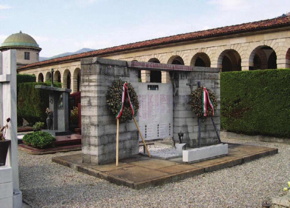 27 Monumento ai caduti della Resistenza 27 - Como, cimitero monumentale Il primo monumento alla Resistenza eretto nel capoluogo è quello del cimitero monumentale.