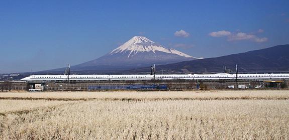 01 aprile 2018 : TOKYO MONTE FUJI HAKONE Partenza in pullman per la visita del Parco Nazionale di Hakone: (strada per V stazione del Mt. Fuji chiusa per neve fino a fine aprile).