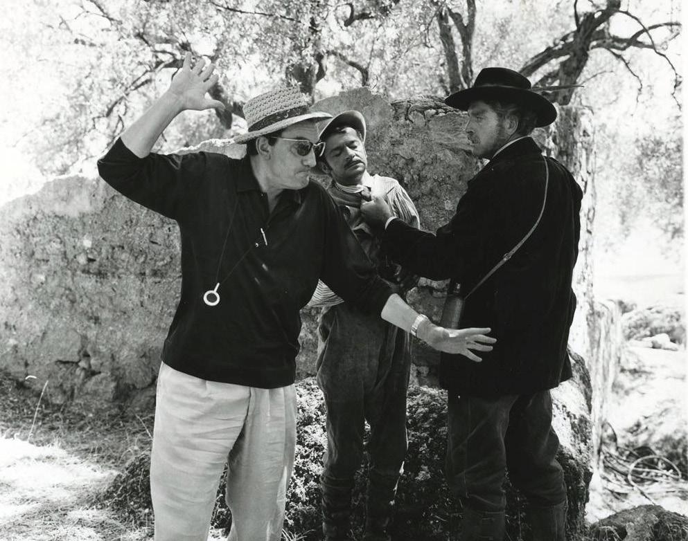 Luchino Visconti, Serge Reggiani e Burt Lancaster sel set di