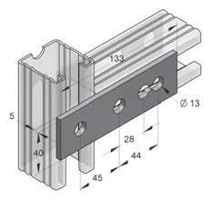 triangolare 40/5 4-fori Nodo triangolare 40/5 5-fori Dati tecnici: Tipo binario: Profi lo-c 45 Materiale: Acciaio Tipo materiale: S235JR 1) I componenti se applicati in ambienti esterni sono