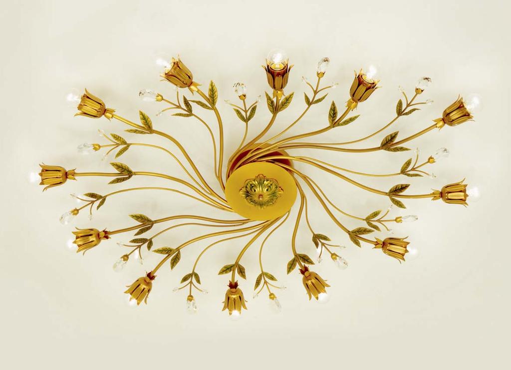 1559 Plafoniera in ottone spazzolato e dorato in oro fino, con fogliette francesi patinate in color verde veronese e cristalli strass Swarovski.