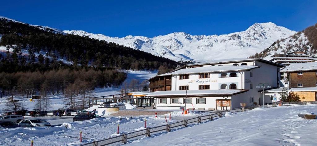 SPORTHOTEL KURZRAS 3 STELLE Dal 07/12/2017 all 01/05/2018 Meta ideale per chi ama la vacanza attiva in alta quota, situato nella piccola località sciistica di Maso