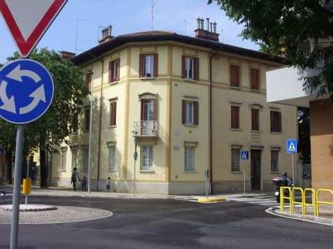 Dati generali Denominazione Case popolari quartiere Chiavris Localizzazione Datazione 1927 viale Generale Cantore, via M.Pal Grande, via M.Pal Piccolo Autore geom.