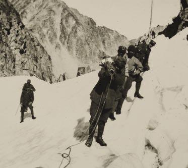Il Gendarme venne però presto riconquistato grazie ad una spericolata azione in cresta che sorprese gli austriaci dall alto.