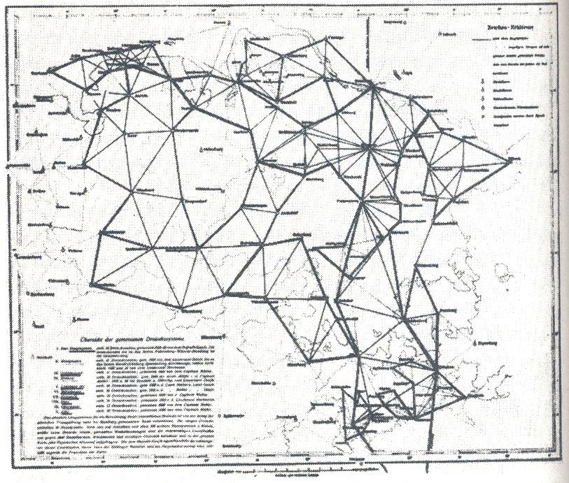 Il concetto di curvatura 7 8 Le triangolazioni in geodesia