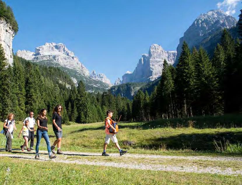 PANORAMA TOUR DOLOMITI DI BRENTA THE BRENTA DOLOMITES N.