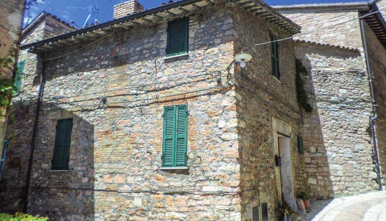 000 Agriturismo di 600 mq, ricavato in un casale storico finemente ristrutturato