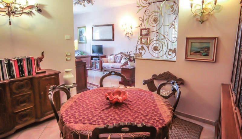 Bright apartment in the historic center of Assisi, in one of the most convenient position of the city.