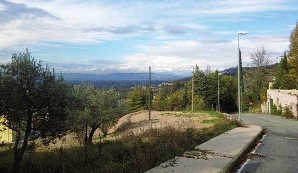000 A soli 2 km dal centro storico di Assisi, terreno edificabile urbanizzato in posizione panoramica, in