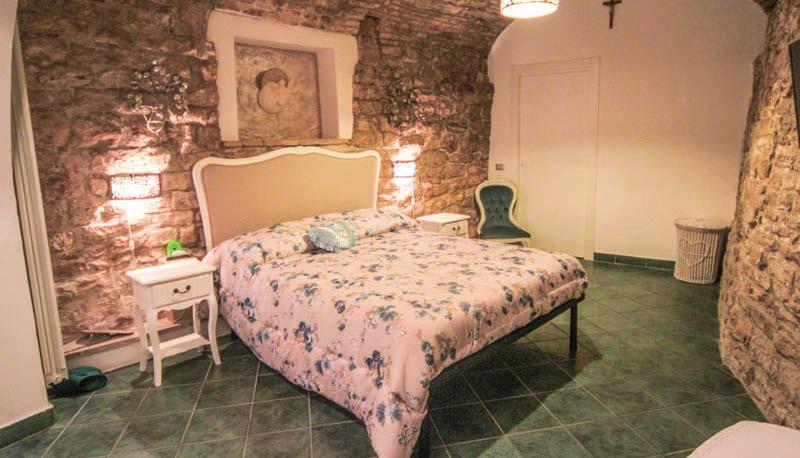 MINI-APPARTAMENTO DI PREGIO PRESTIGIOUS MINI-APARTMENT ASSISI INFORMAZIONI IN UFFICIO