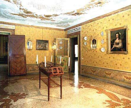 Camerino d Oro Sala