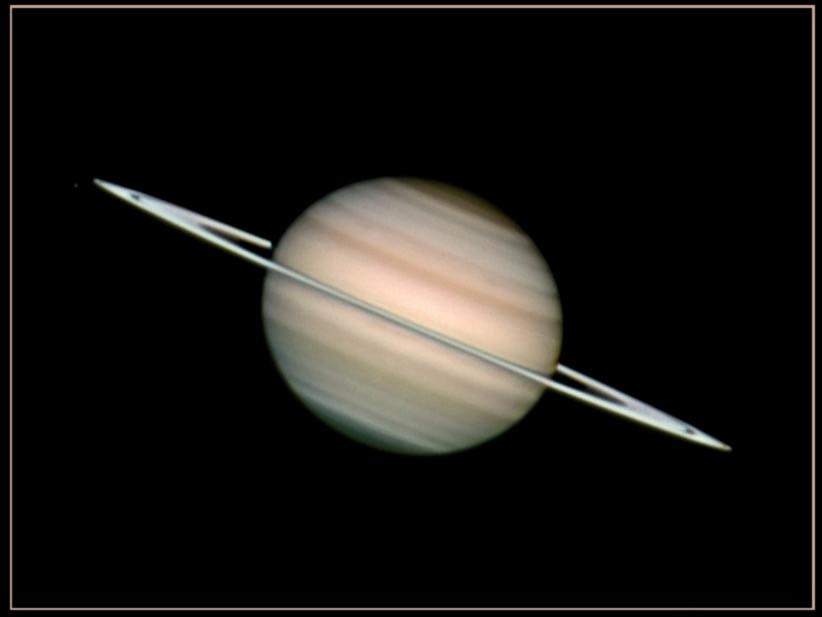 Velocità di rotazione di Saturno 17 60 000 Km 120 000 Km 180
