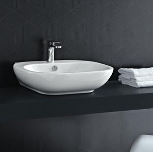 bidet (a terra e sospesi), vaso monoblocco, lavabi di 2 dimensioni (60 e 80