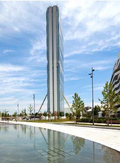 L ECCELLENZA GREEN L Allianz Tower ha caratteristiche di eccellenza anche dal punto di vista degli aspetti energetici e ambientali.