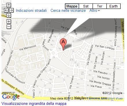 Refezione: si Trasporto: no Lingua straniera: si Spazi